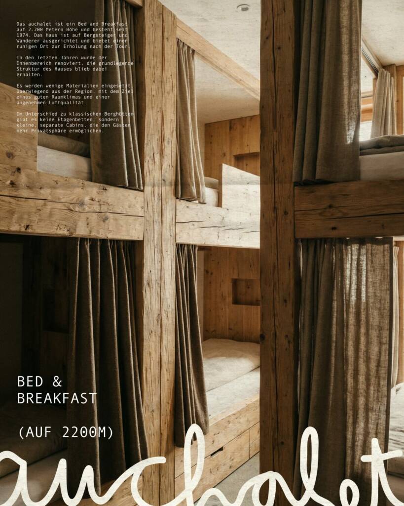 Auchalet Poster mit Schlafcabins aus Holz und Projektbeschreibung auf 2200 Metern Höhe